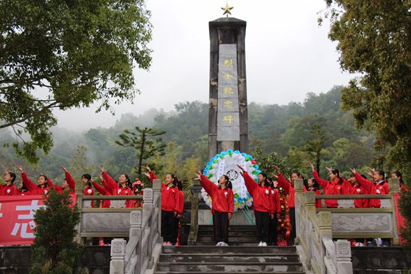 【纪检人·镜头】中国人民抗日战争胜利纪念日_副本.jpg