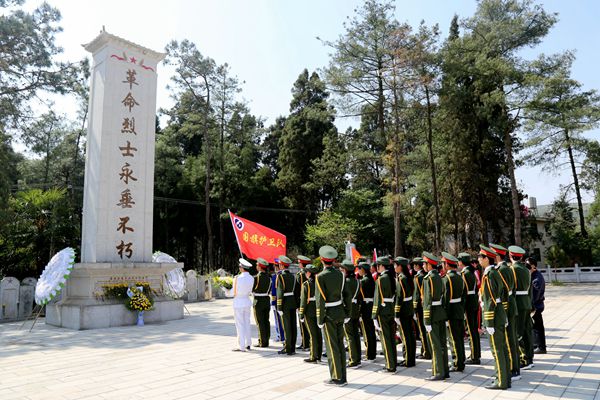 原图【纪检人·镜头】中国人民抗日战争胜利纪念日_副本.jpg