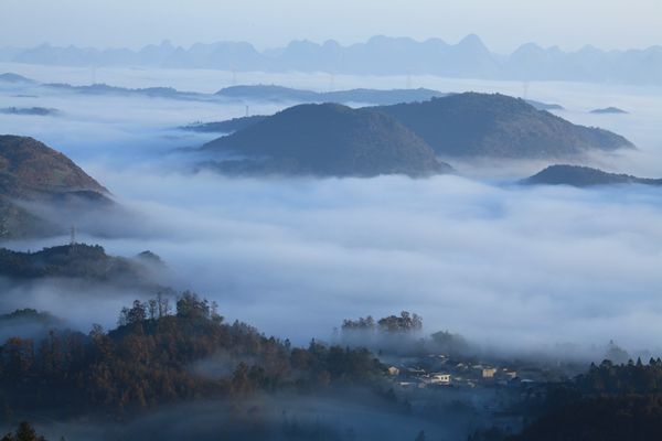 霭霭山色方浩浩  遥望凄凄寒露白_副本.jpg